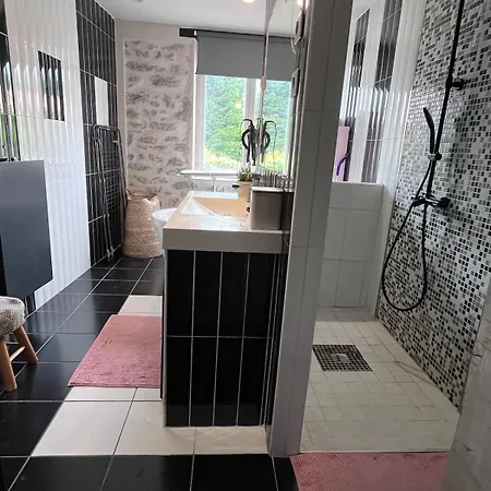 En Pierre Pres De Carcassonne - 4 *